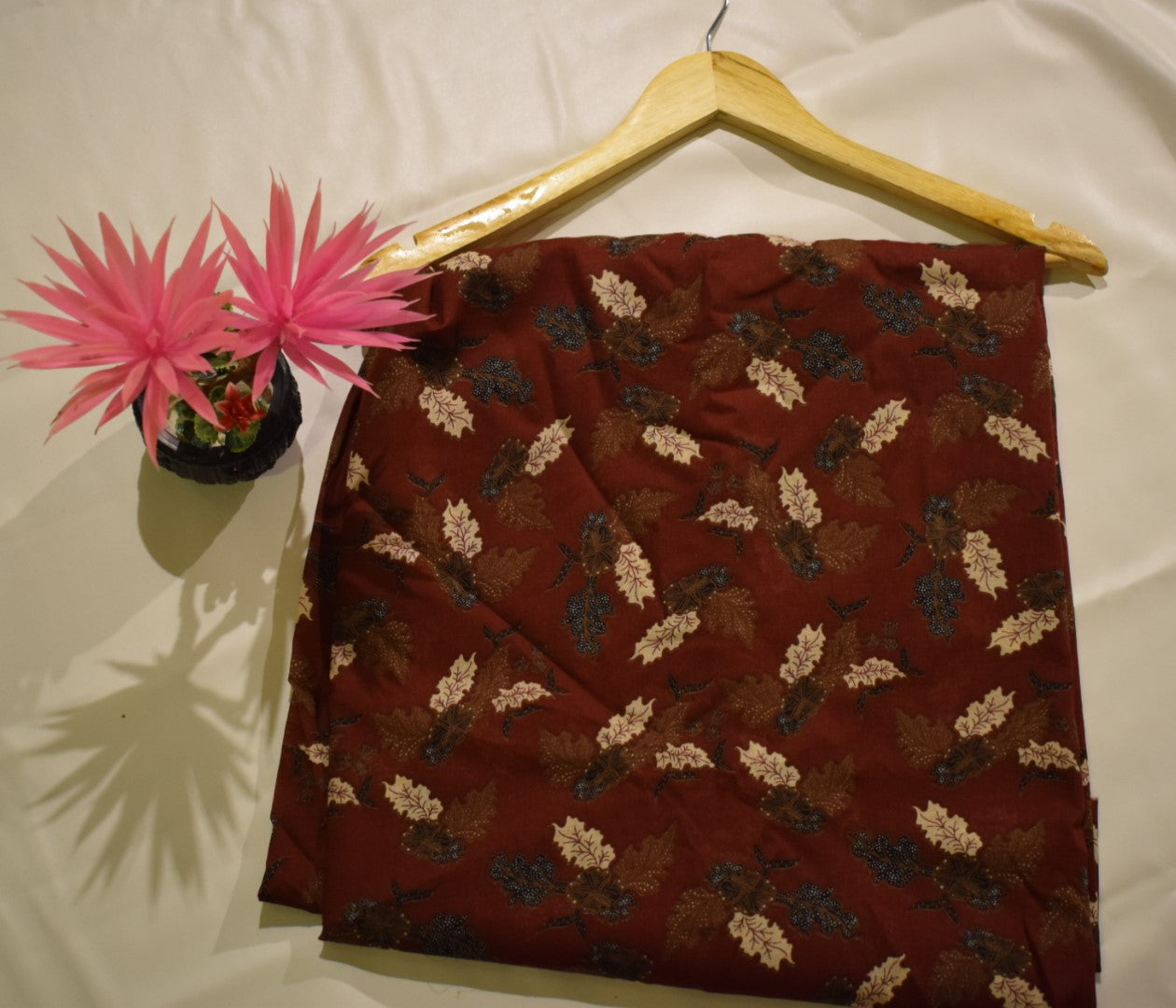 Unstitched Lawn Print 2 Piece (Shirt/Trouser)