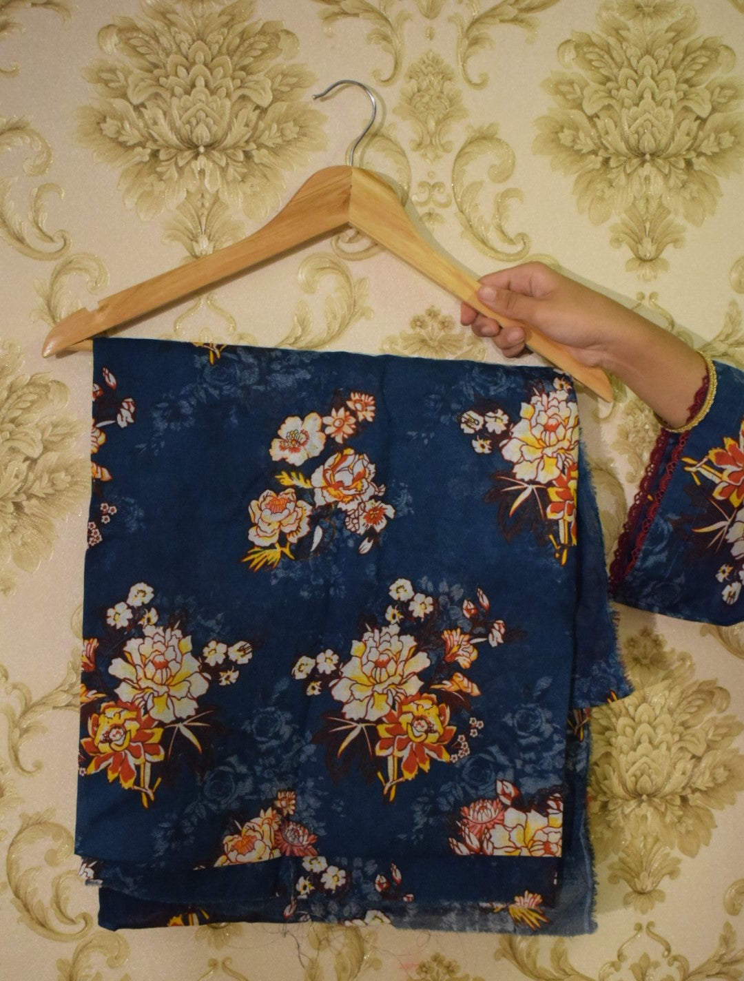 Unstitched Printed Lawn 2 Piece (Shirt/Trouser)