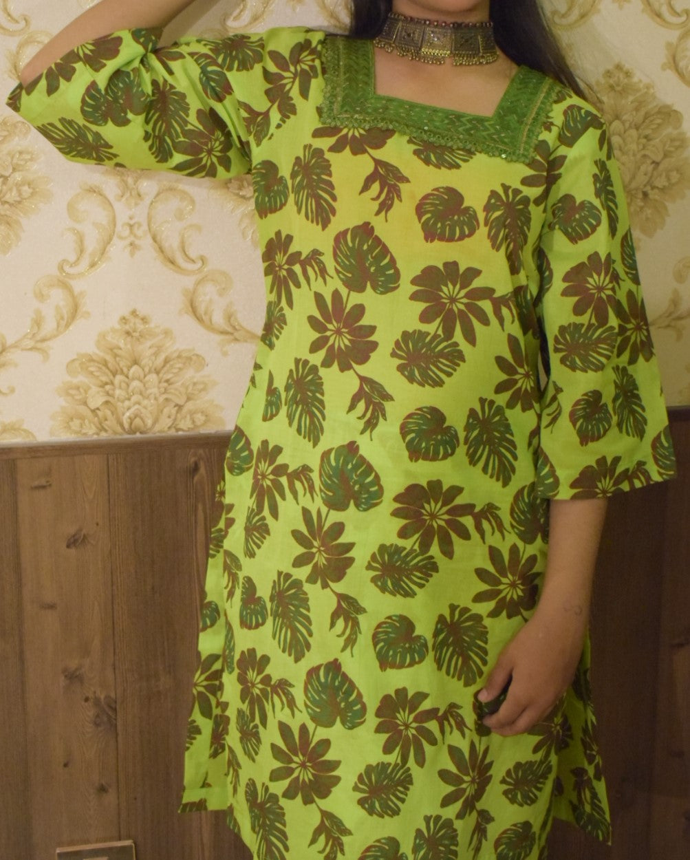 Unstitched Printed Lawn 2 Piece (Shirt/Trouser)