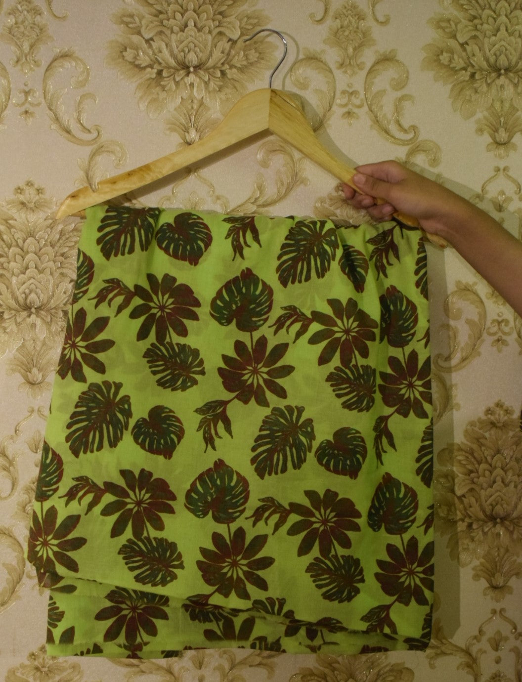 Unstitched Printed Lawn 2 Piece (Shirt/Trouser)