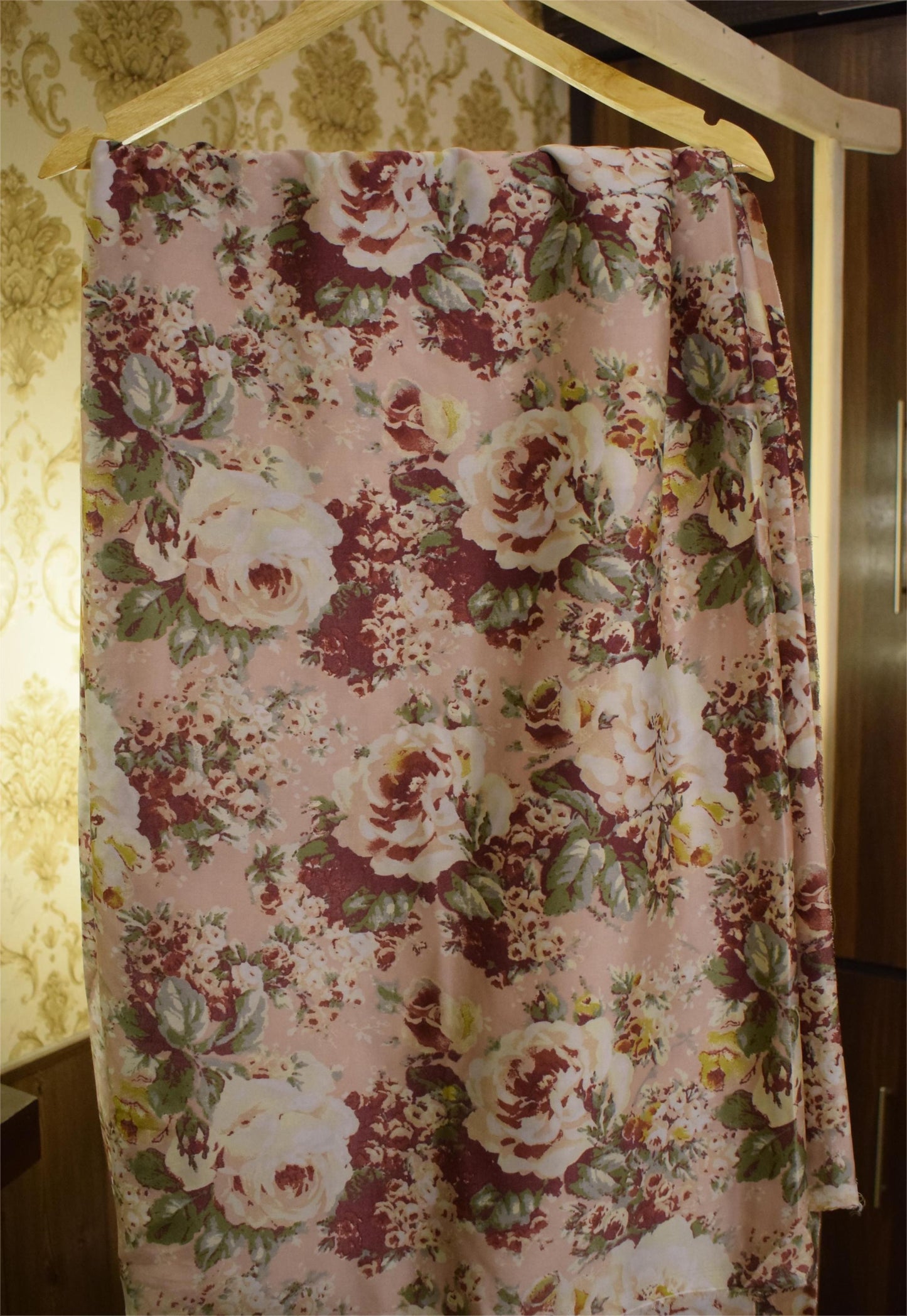 Unstitched Digital Print crepe Silk 2pc (Shirt/Trouser)