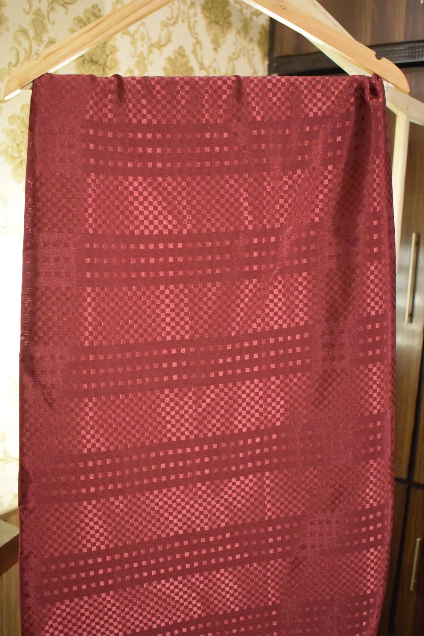 Unstitched 2pc Silk Jacquard (Shirt/Trouser)