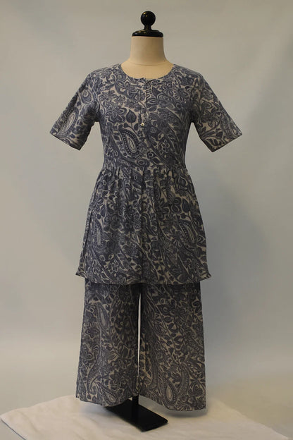 Unstitched Diamond Lawn Print 2 Piece (Shirt/Trouser)